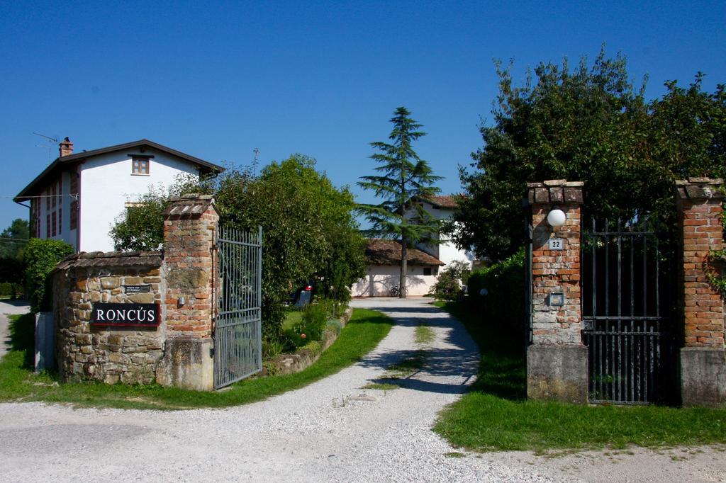 Willa Casa Griunit Capriva del Friuli Zewnętrze zdjęcie